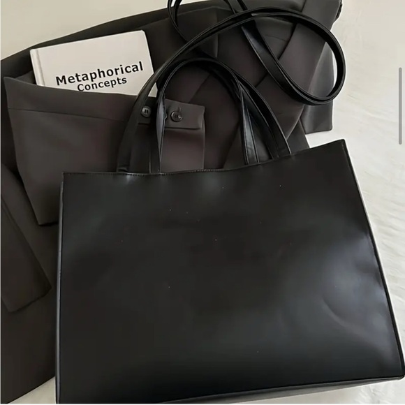 Unbranded Sleek Large Capacity Tote with “TOTE BAG" Logo  - NIP - Picture 5 of 16